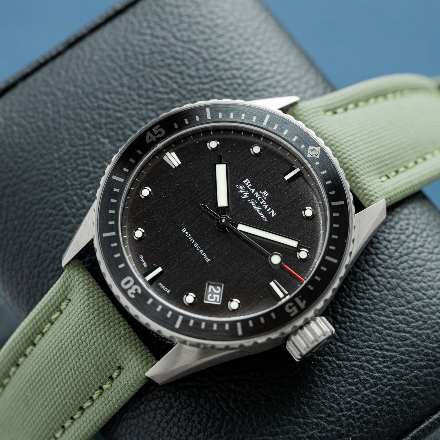 BLANCPAIN FIFTY FATHOMS BATHYSCAPHE GREY REF: 5000-1210-G52A