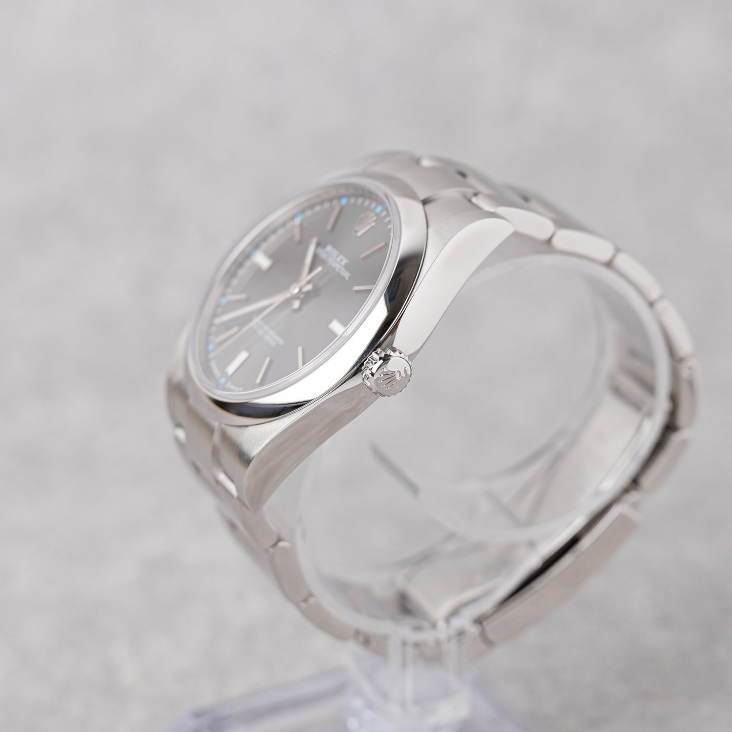 ROLEX OYSTER PERPETUAL 39 RHODIUM REF: 114300