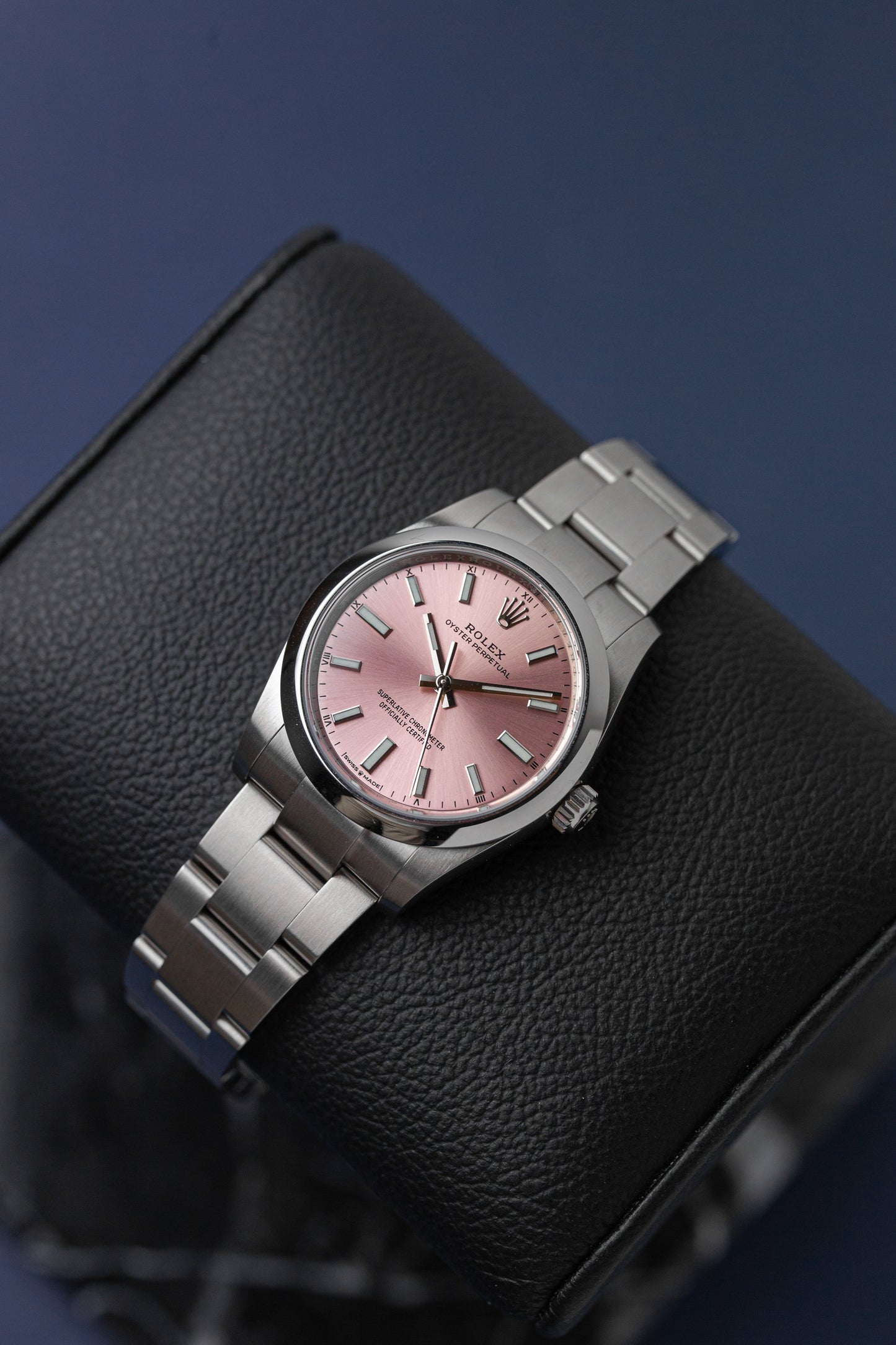 ROLEX OYSTER PERPETUAL 34 - ROSE DIAL - REF: 124200