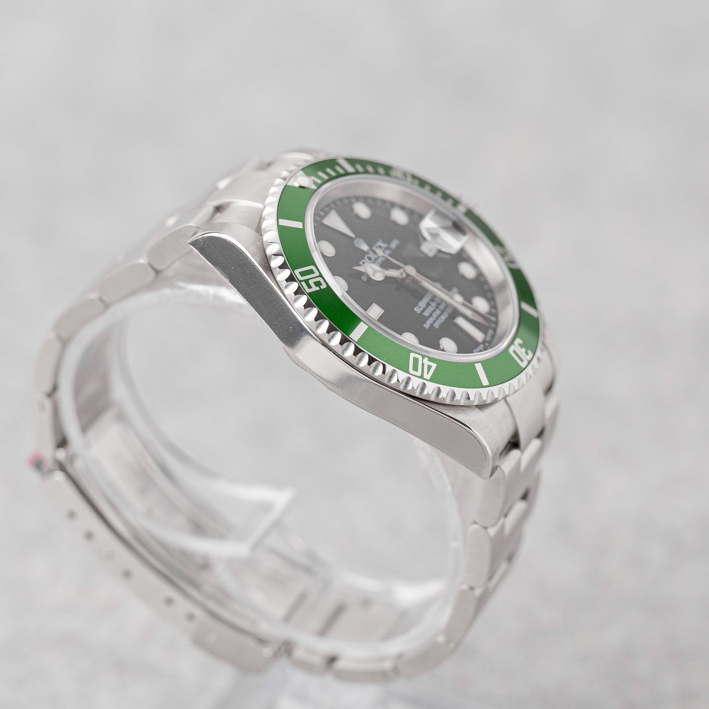 ROLEX SUBMARINER "KERMIT' REF: 16610LV (NOS)