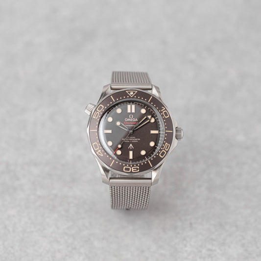 OMEGA SEAMASTER DIVER 300M 007 JAMES BOND REF: 210.90.42.20.01.001