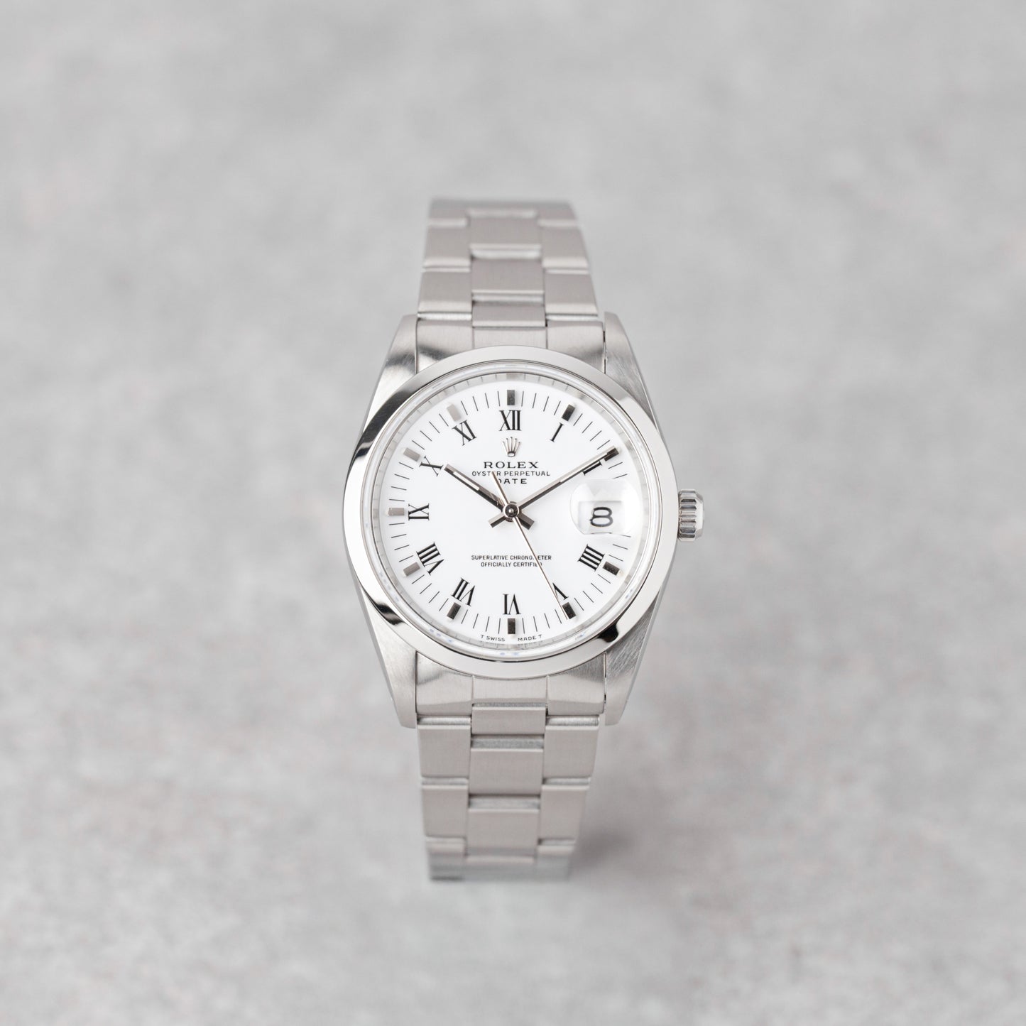 ROLEX OYSTER PERPETUAL DATE REF: 15200