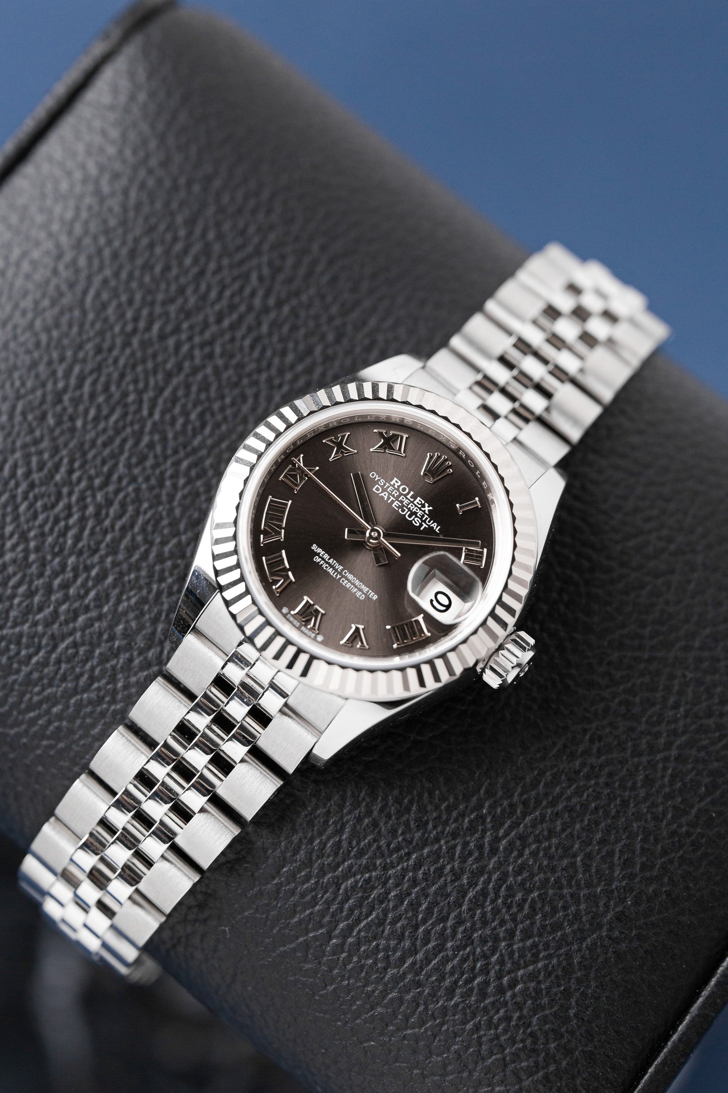 ROLEX LADY-DATEJUST 28 DARK GREY REF: 279174