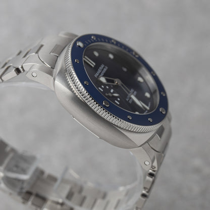 PANERAI LUMINOR SUBMERSIBLE BLU NOTTE